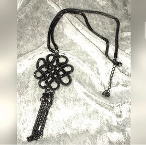 Vintage Napier Gunmetal Mesh Flower Necklace With Hang Tag Great Condition!